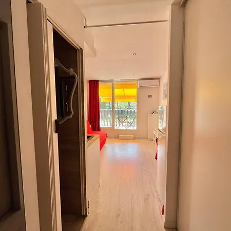 Climatise Avec Parking Pres Des Plages - Fr-1-716-85 Apartment La Grande-Motte