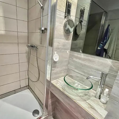 Climatise Avec Parking Pres Des Plages - Fr-1-716-85 Apartment La Grande-Motte